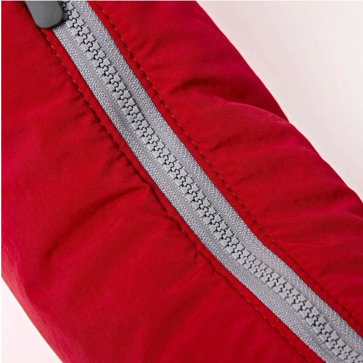 ROKA London | Chilli Taslon Farringdon Half Moon Bag