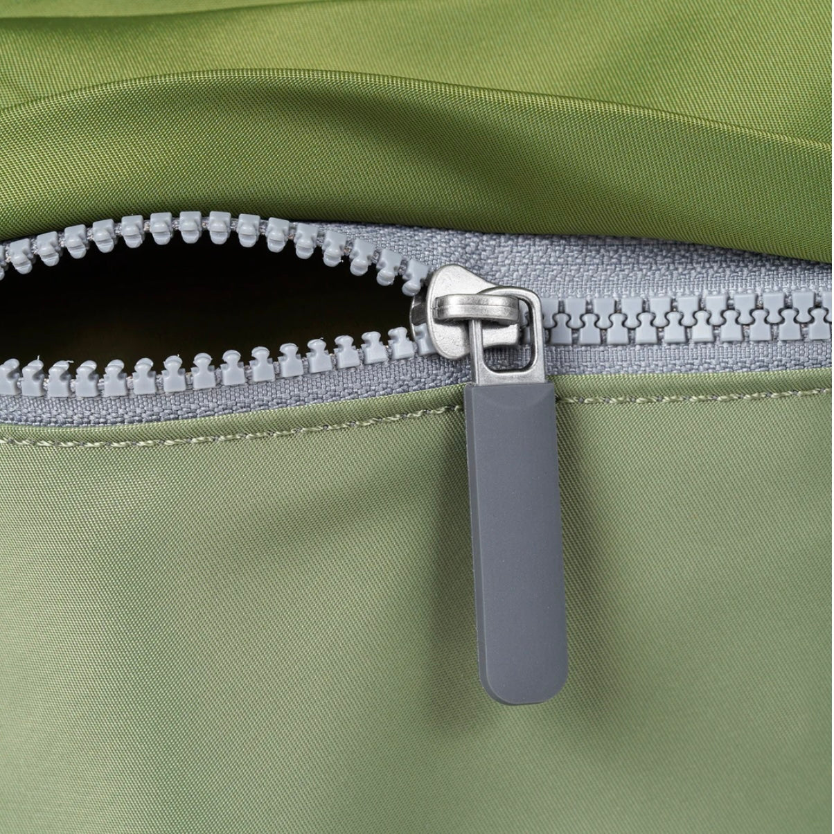 ROKA London | Military Tonal Kennington Crossbody
