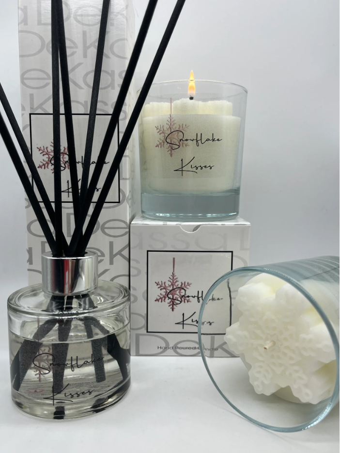 Dekassa | Snowflake Kisses Luxury Scented Candle