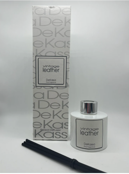 Dekassa | Vintage Leather Luxury Scented Candle